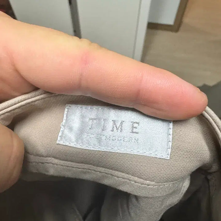 [BUNJANG] Time Homme Beige Slacks / 타임옴므 바지