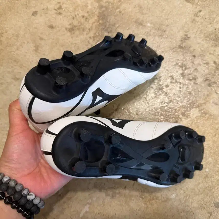 [BUNJANG] Mizuno Size 220 Soccer Cleats / 미즈노 220사이즈 축구화