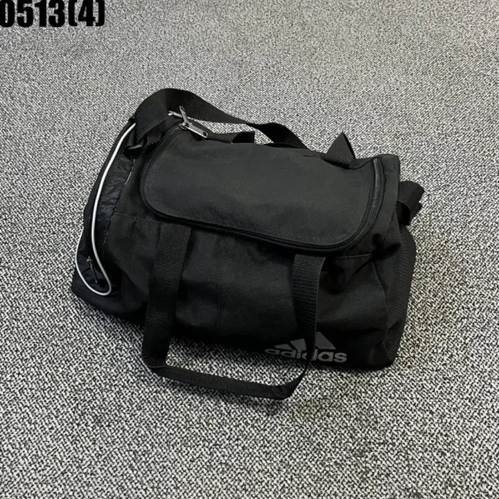 [BUNJANG] Adidas Black Mini Duffle Bag / 아디다스 블랙 미니 더플백