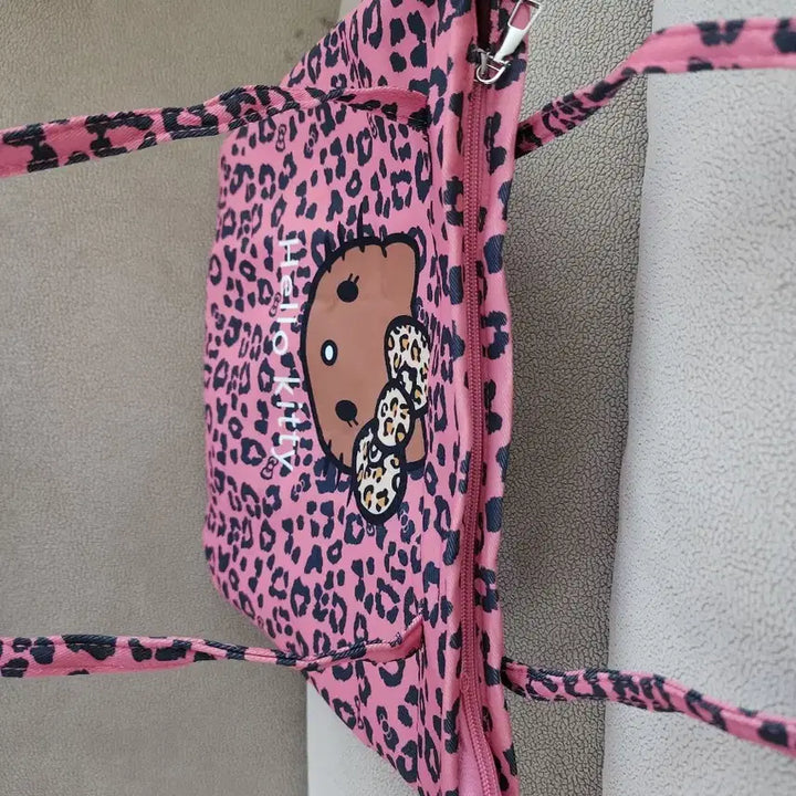 [BUNJANG] Hello Kitty Leopard Pink Shoulder Bag / 헬로키티 레오파드 핑크 숄더백