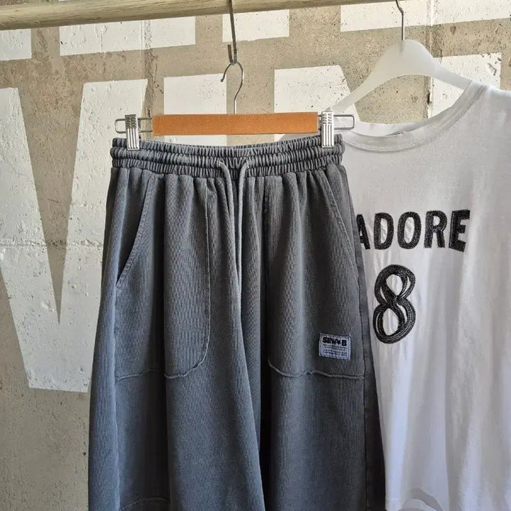 [BUNJANG] Washing Effect Wide 5-Part Shorts / 워싱 시원 와이드 5부반바지