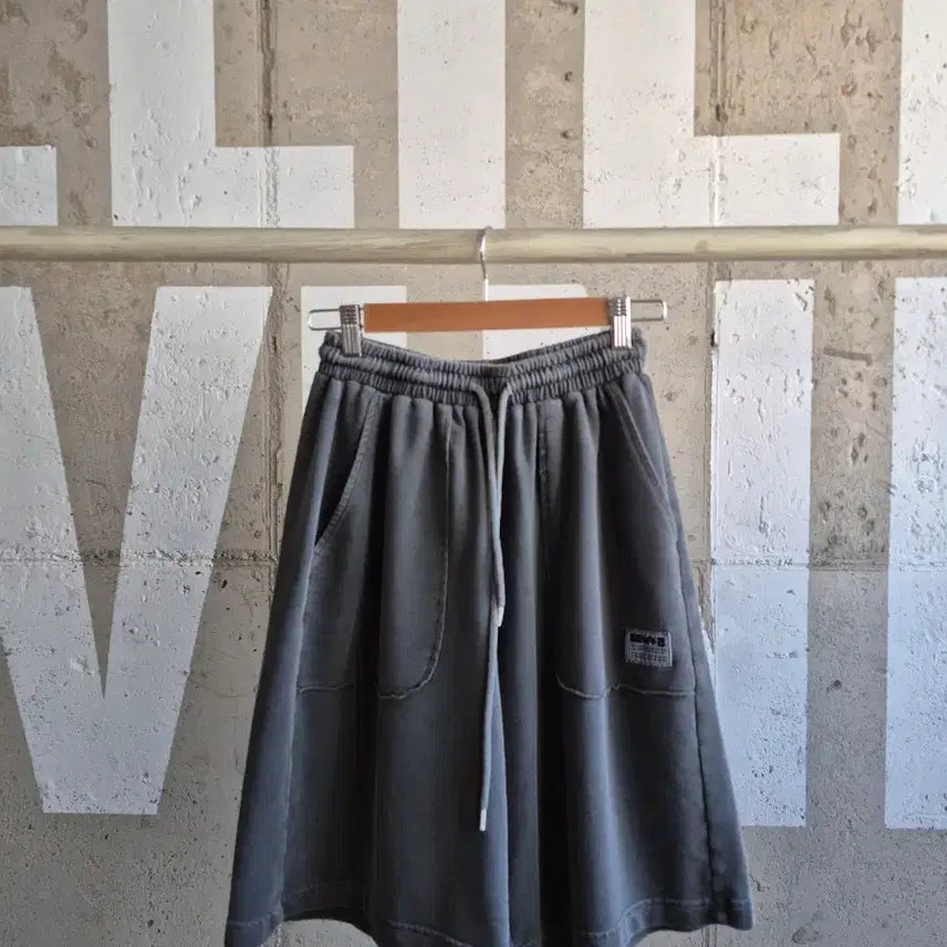 [BUNJANG] Washing Effect Wide 5-Part Shorts / 워싱 시원 와이드 5부반바지
