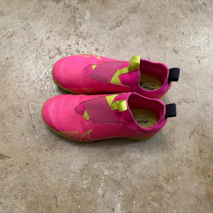 [BUNJANG] Nike Futsal Shoes (240mm) / 나이키 풋살화 240사이즈