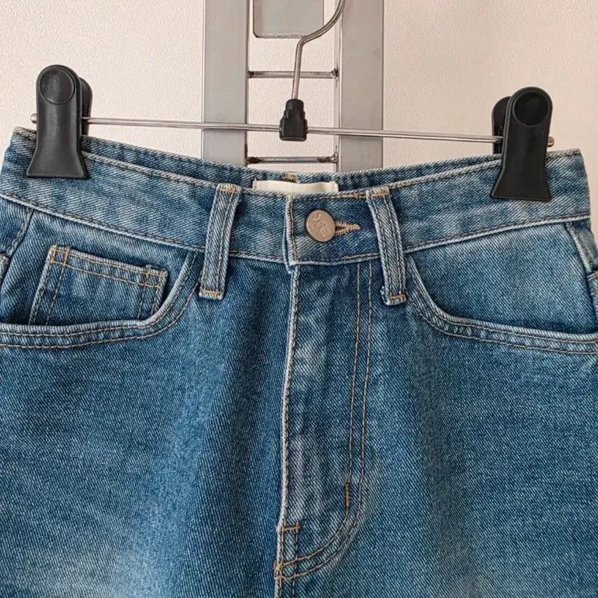 [BUNJANG] X2 Squared Washed Denim Blue Shorts - Size S (Excellent Condition) / X2 제곱 워싱 데님 청반바지-S(새상급)