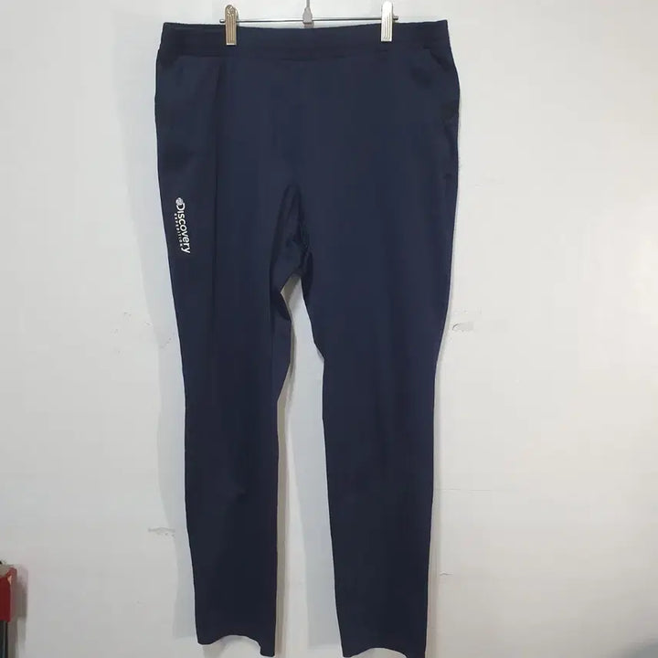 [BUNJANG] Discovery Navy Training Pants / 디스커버리 네이비 트레이닝 바지