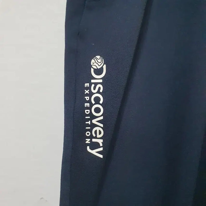 [BUNJANG] Discovery Navy Training Pants / 디스커버리 네이비 트레이닝 바지