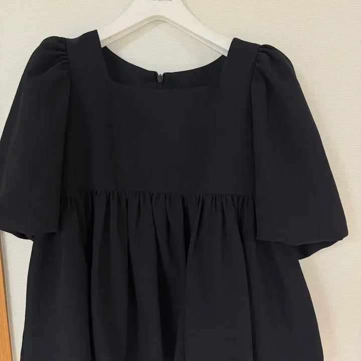 [BUNJANG] Modiatico Blouse / 모디아티코 블라우스