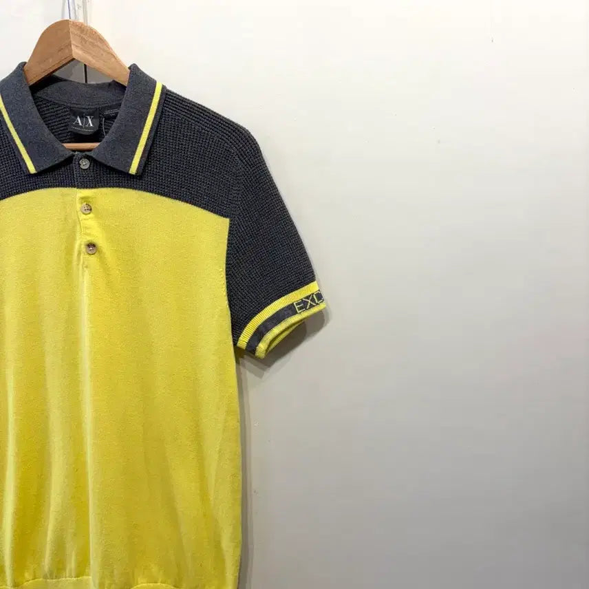 [BUNJANG] Armani Exchange Waffle Polo Shirt / 아르마니 익스체인지 와플 폴로 셔츠