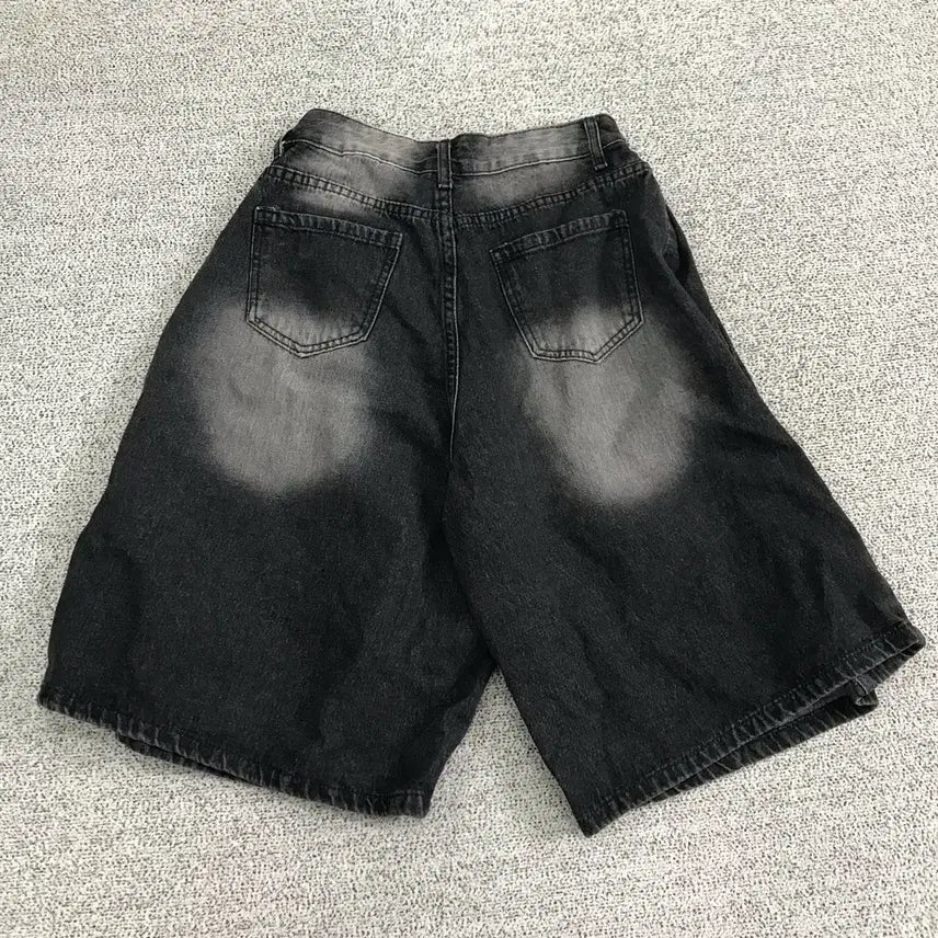 [BUNJANG] Black Denim Bermuda Shorts / 흑청 버뮤다팬츠