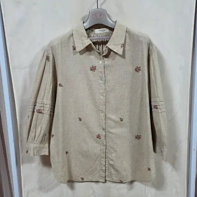 [BUNJANG] Embroidered Floral Blouse (Free Size) / 예쁜자주블라우스(free)