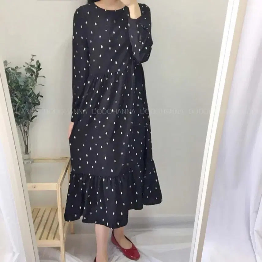 [BUNJANG] Dot Print Loose Fit Long Dress / [쇼핑몰 재고 정리 특가]  도트 루즈핏 롱원피스 / 오버핏 체형커버 /