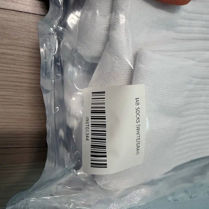 [BUNJANG] IAB STUDIO Socks White/Gray / 아이앱스튜디오 IAB 삭스 화이트/그레이