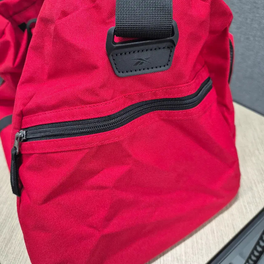 [BUNJANG] Reebok Pocket Double Bag / 리복 포켓 더블백