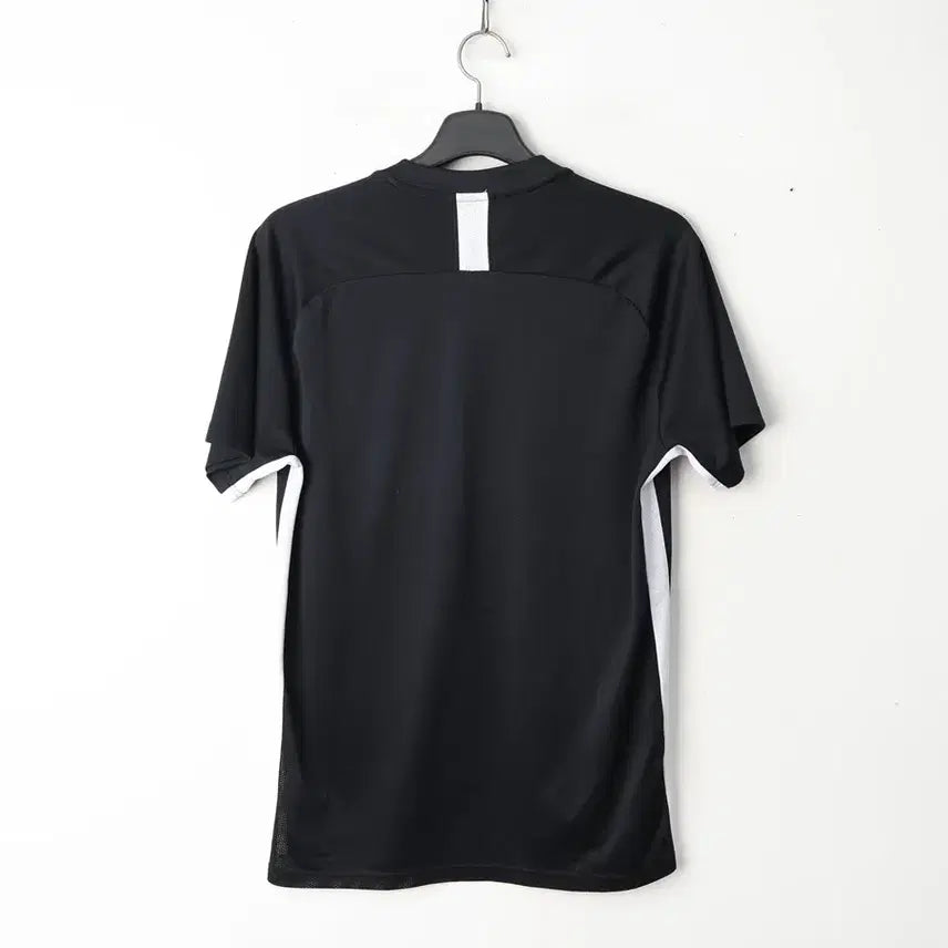 [BUNJANG] Nike Dri-FIT T-Shirt (Size 100-105) / 100/나이키 드라이핏 반팔티