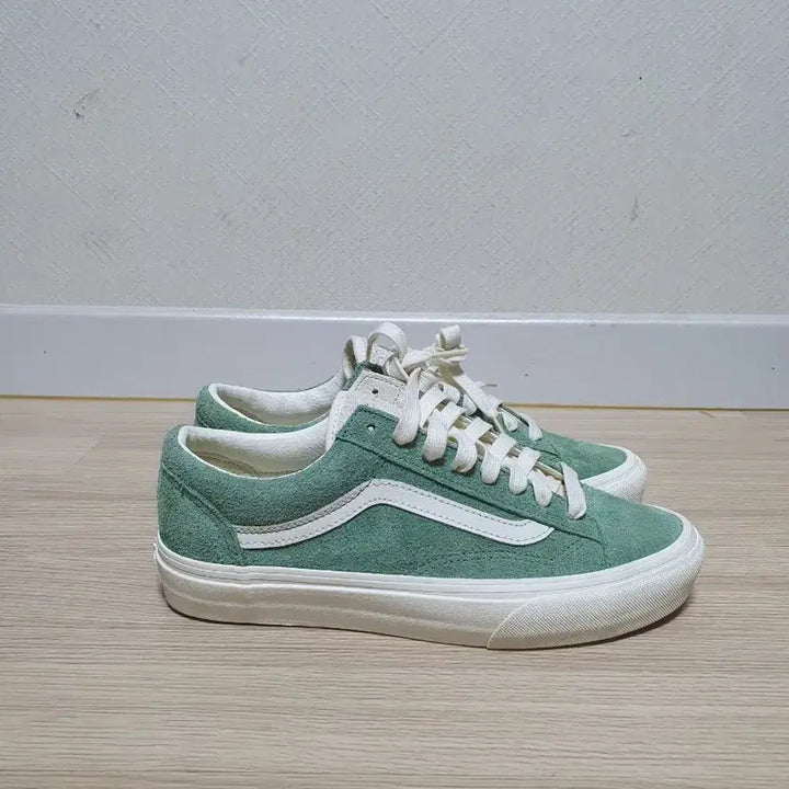 [BUNJANG] Vans Vault OG Style 36 Sneakers (255) / 반스 볼트 OG 스타일 36 스니커즈 255