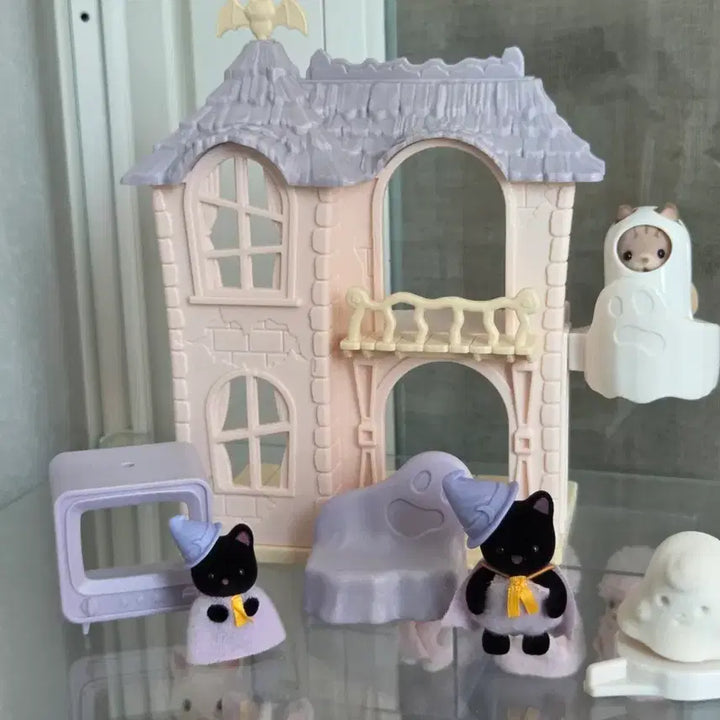 [BUNJANG] Sylvanian Families Magic Party Blind Bag Black Cat &amp; Haunted House Set / 실바니안 매직파티 블라인드백 검은고양이 &amp; 유령의집