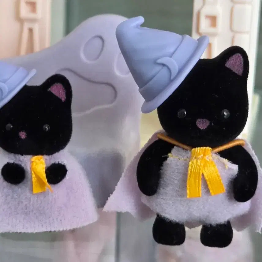 [BUNJANG] Sylvanian Families Magic Party Blind Bag Black Cat &amp; Haunted House Set / 실바니안 매직파티 블라인드백 검은고양이 &amp; 유령의집