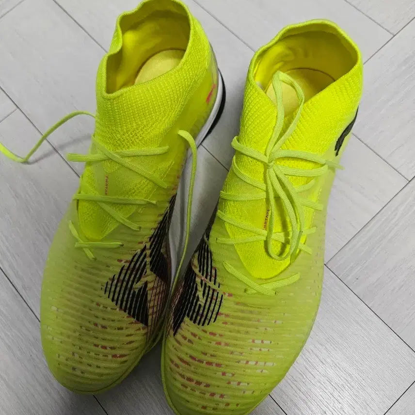 [BUNJANG] Puma Future 8 Procage TF Futsal Shoes / 푸마 퓨처8 프로케이지 풋살화 260mm
