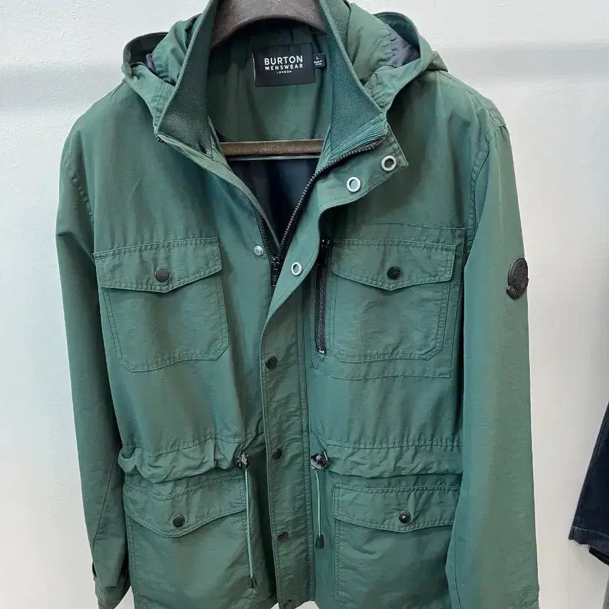 [BUNJANG] Button Deep Green Hooded Safari Jacket / 105) 버튼 딥그린 후드 사파리