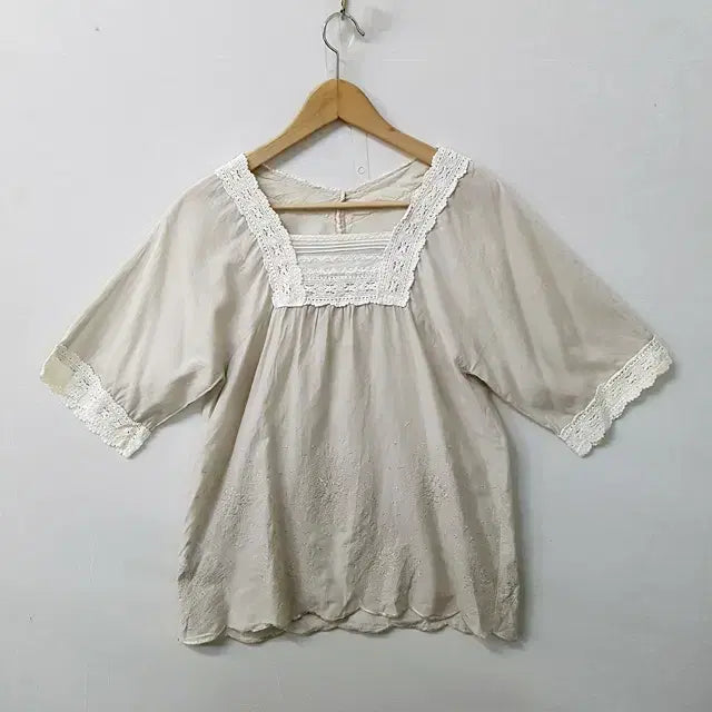 [SOLD OUT] KUMIKYOKU 블라우스