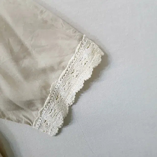 [SOLD OUT] KUMIKYOKU 블라우스