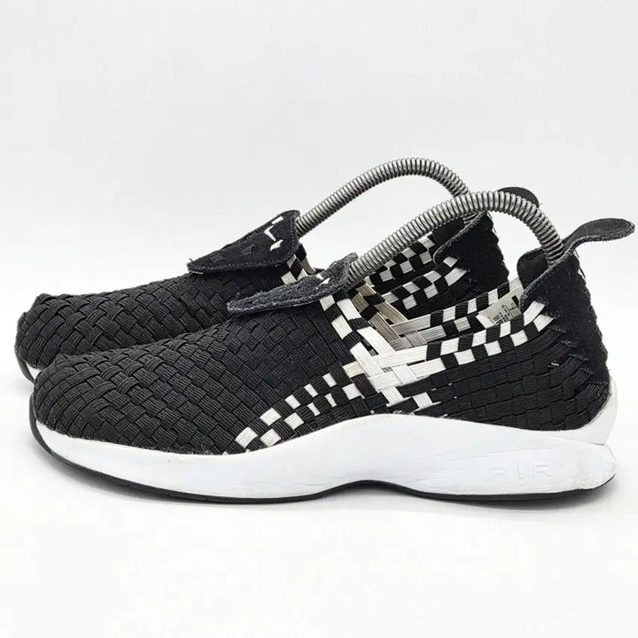 [BUNJANG] Nike Air Woven Black White / 나이키 에어 우븐 블랙 화이트 (250)