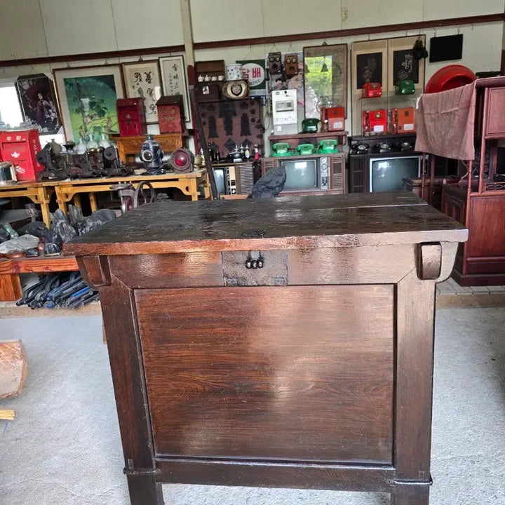 [BUNJANG] Kwe-mok Grain Chest / 괴목 뒤주