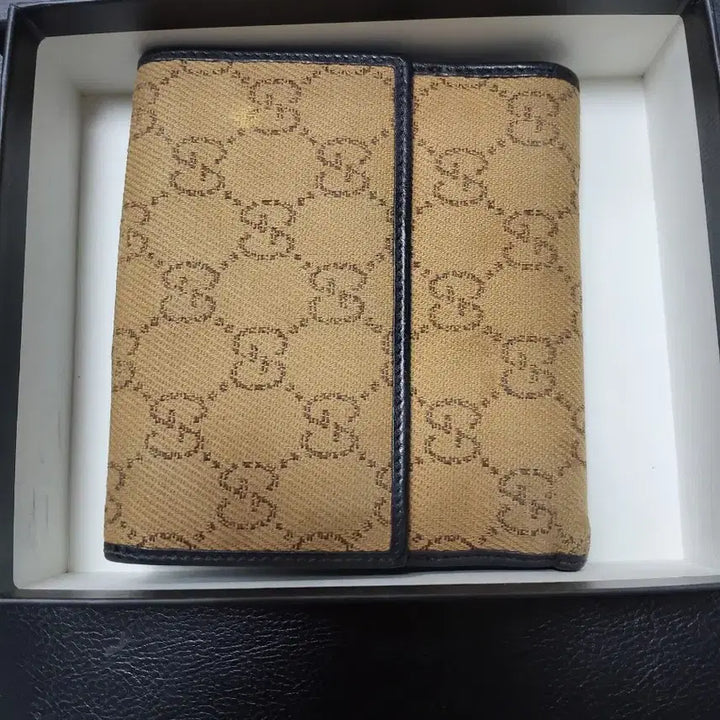 [BUNJANG] Gucci GG Logo Bifold Wallet Brown / 구찌 GG 로고 반지갑 브라운 계열