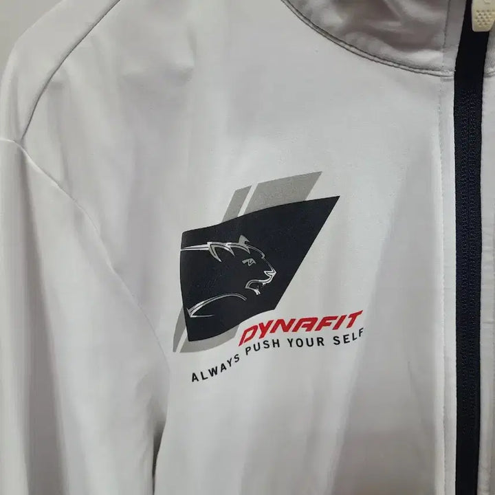 [SOLD OUT] 다이나핏 화이트 트레이닝 자켓 XL 남105