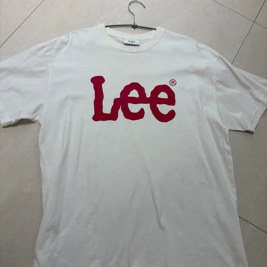 [BUNJANG] Lee White Short Sleeve T-Shirt Red Logo Size M / Lee 흰색 반팔 티셔츠 레드 로고 m
