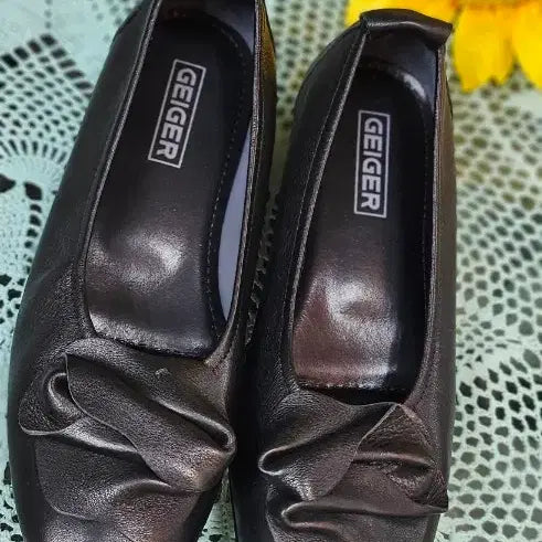 [BUNJANG] Geiger Black Ribbon Detail Flat Shoes / GEIGER 검정색 리본 장식 플랫슈즈