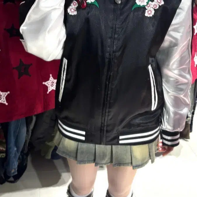 [BUNJANG] Rolling Stones Sukajan Bomber Jacket / 롤링스톤즈 스카쟌 점퍼
