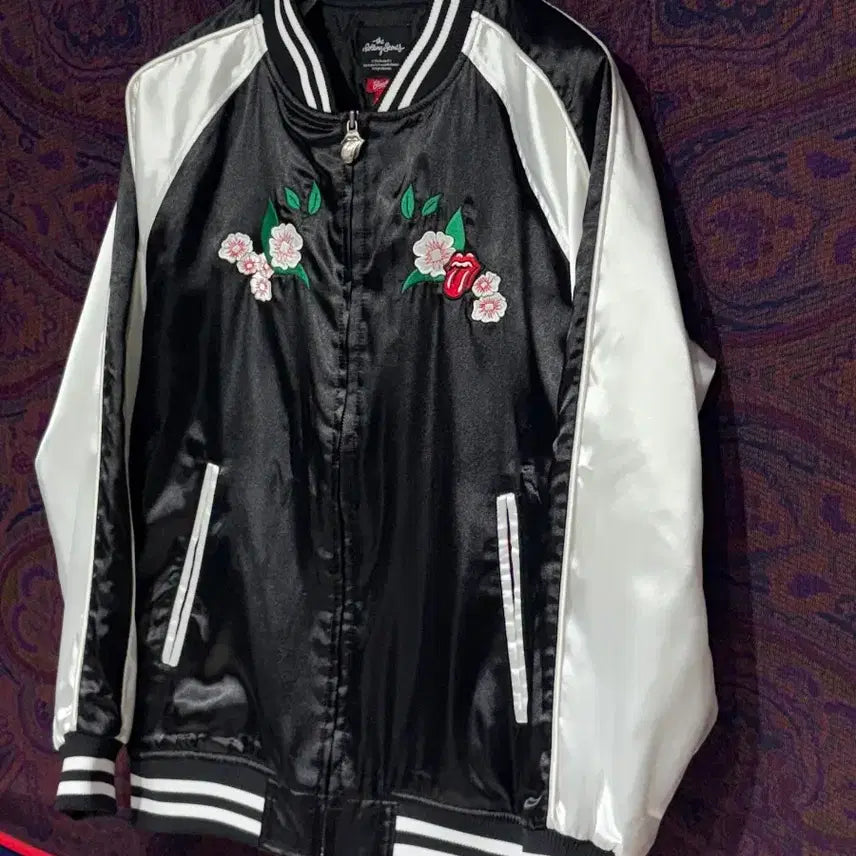 [BUNJANG] Rolling Stones Sukajan Bomber Jacket / 롤링스톤즈 스카쟌 점퍼