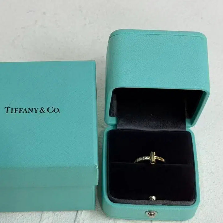 [BUNJANG] Tiffany &amp; Co. T1 Narrow Diamond Ring Rose Gold 18K / 티파니앤코 T 반지 로즈골드 다이아