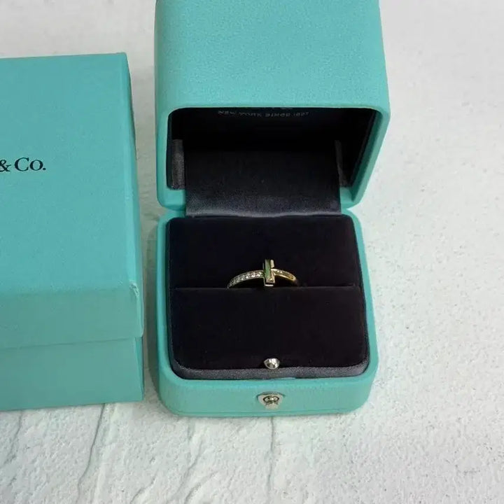 [BUNJANG] Tiffany &amp; Co. T1 Narrow Diamond Ring Rose Gold 18K / 티파니앤코 T 반지 로즈골드 다이아