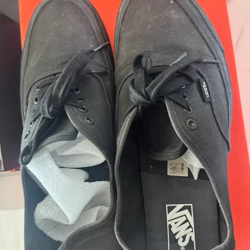 [BUNJANG] Vans Authentic All Black Sneakers / 반스 올블랙 어센틱 280