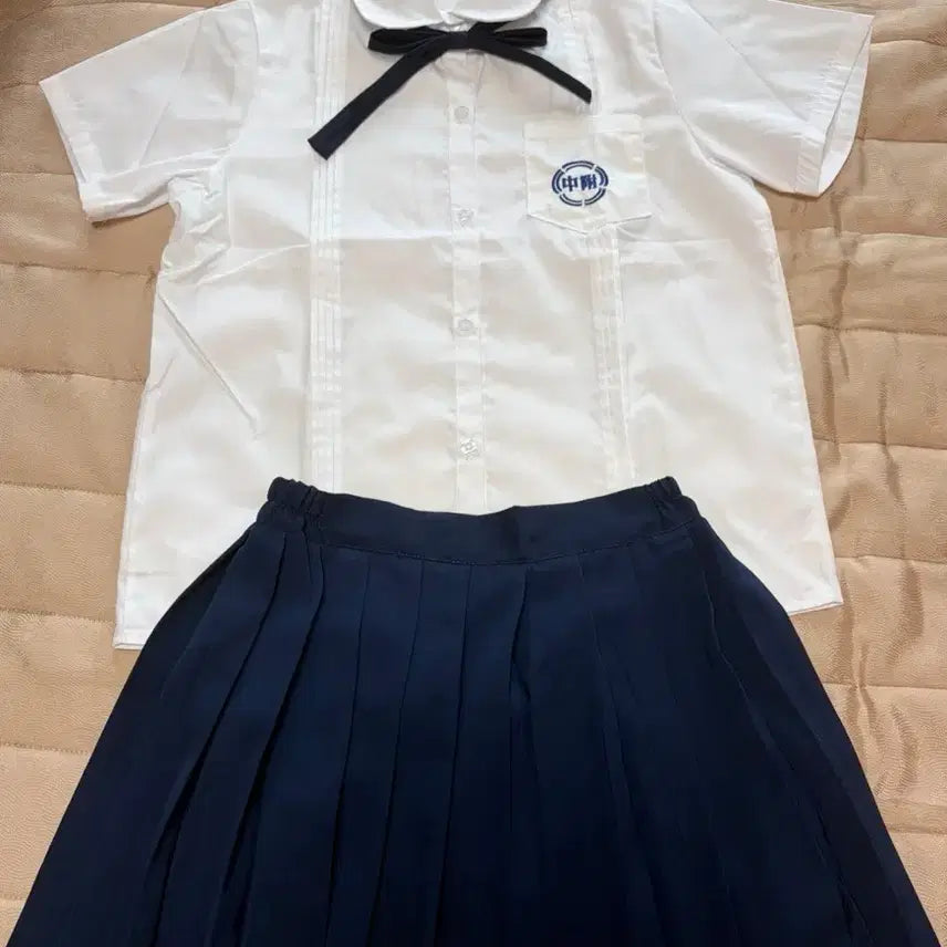 [SOLD OUT] 졸업사진 대만교복 졸사 컨셉의상 판매