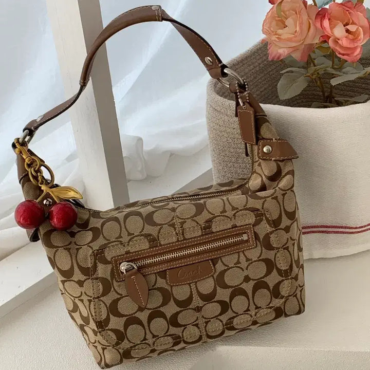 [BUNJANG] Coach Signature Medium Shoulder Bag Brown / Coach Signature Medium Shoulder Brown