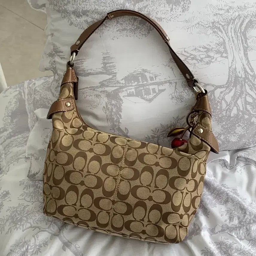 [BUNJANG] Coach Signature Medium Shoulder Bag Brown / Coach Signature Medium Shoulder Brown