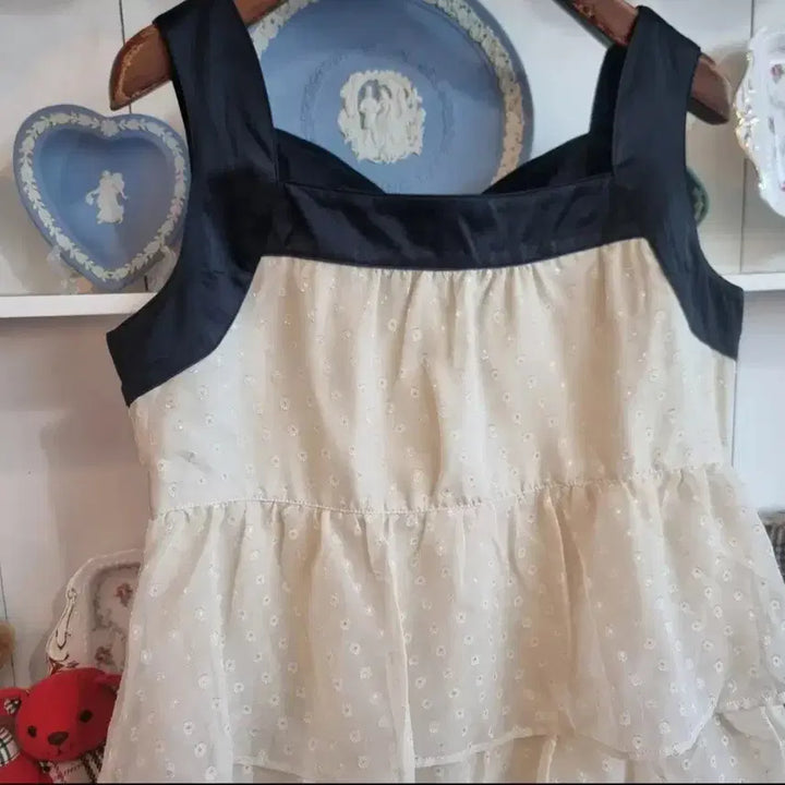 [BUNJANG] Black Contrast Cream Dot Chiffon Tiered Dress / 블랙 배색 크림 도트 쉬폰 캉캉 원피스