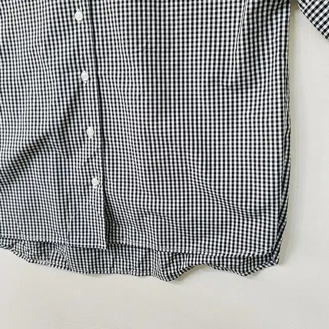 [BUNJANG] Earth Music &amp; Ecology Checkered Blouse Black / Earth Music Ecology 체크 블라우스 블랙
