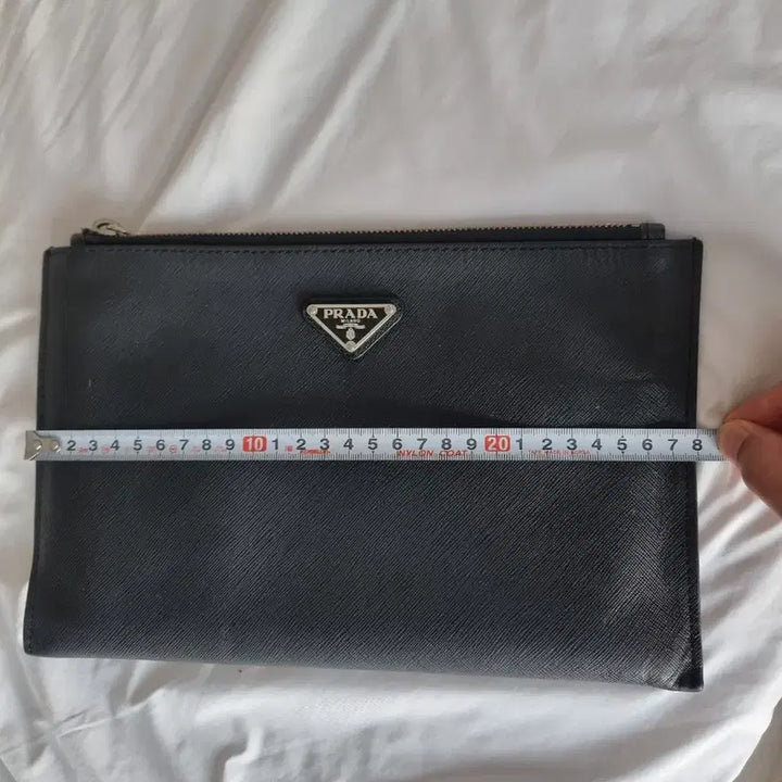 [BUNJANG] Prada Saffiano Leather Black Clutch Bag / 프라다 사피아노 블랙 클러치 백