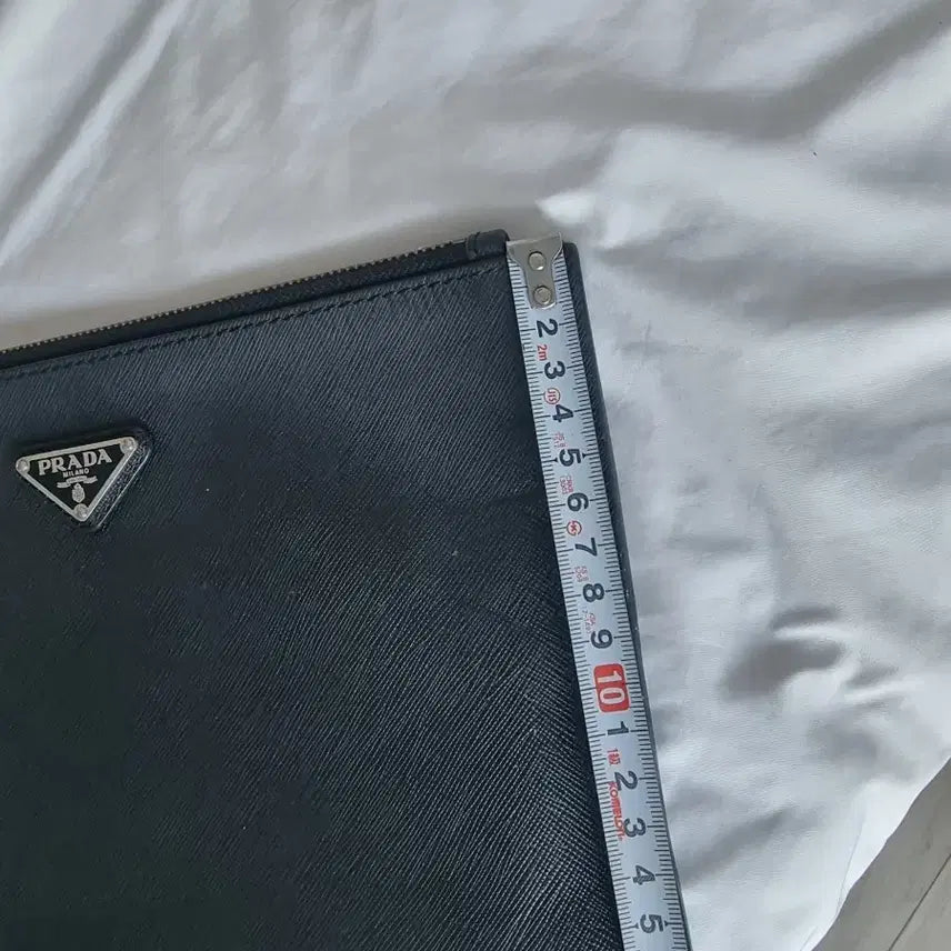 [BUNJANG] Prada Saffiano Leather Black Clutch Bag / 프라다 사피아노 블랙 클러치 백