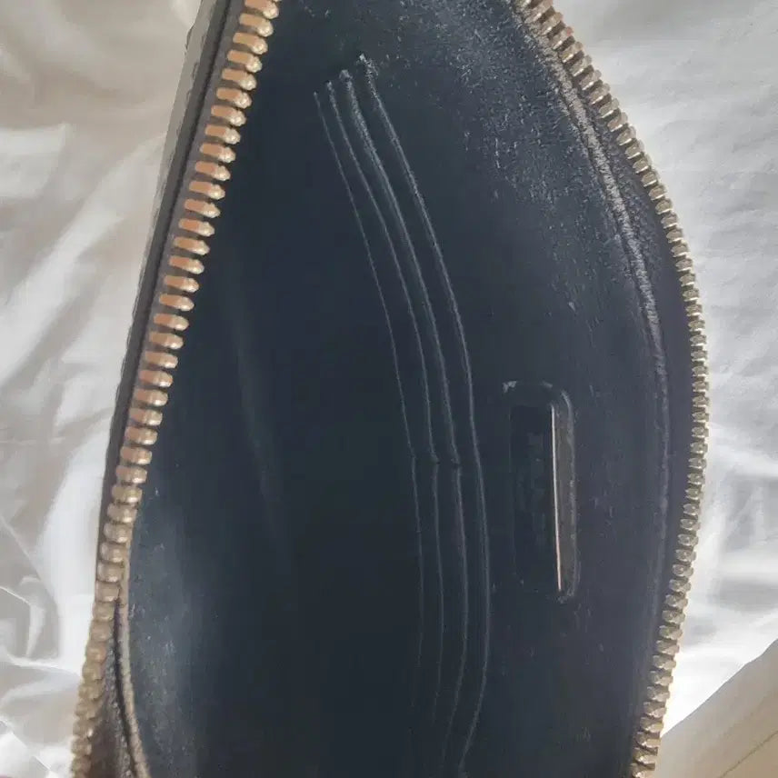 [BUNJANG] Prada Saffiano Leather Black Clutch Bag / 프라다 사피아노 블랙 클러치 백