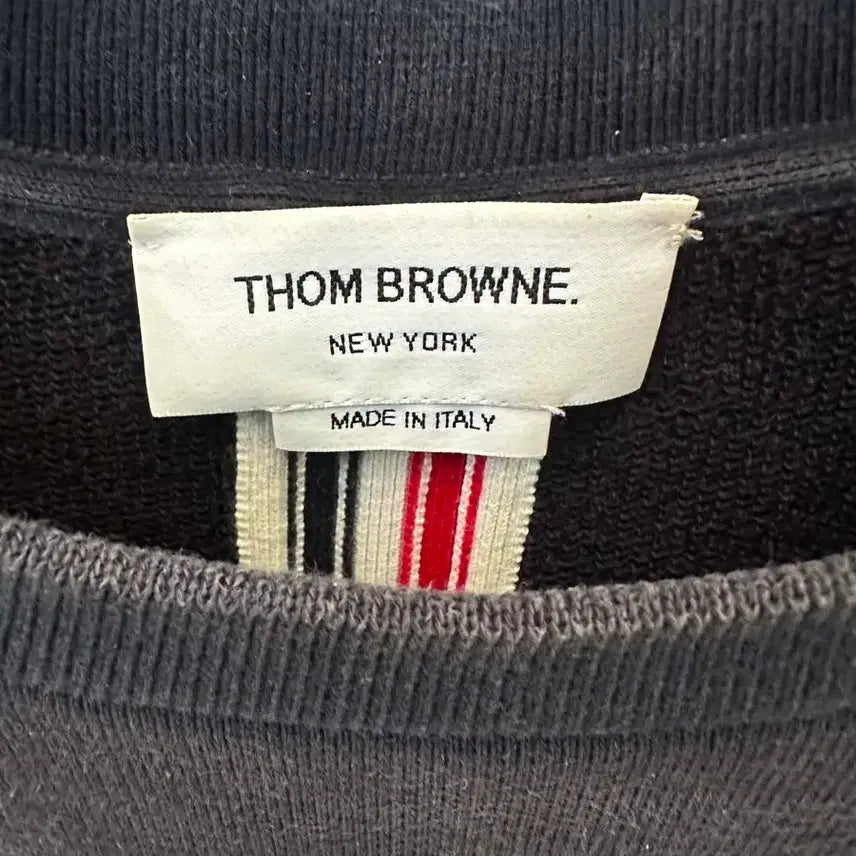 [BUNJANG] Thom Browne Back Stripe Sweatshirt Navy / 톰브 백삼선 맨투맨 네이비