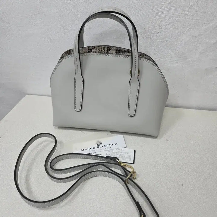 [BUNJANG] Marco Bianchini Luna Bag Leather Handbag / 마르코비앙키니루나백(새거)