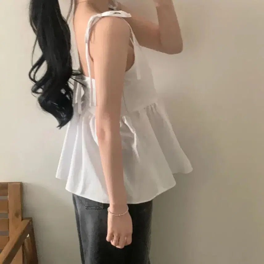 [SOLD OUT] 스트랩 뷔스티에 나시 블라우스