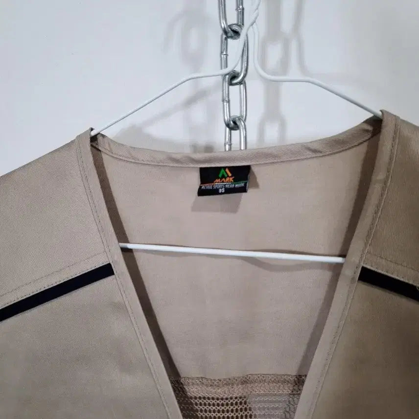 [BUNJANG] Beige Pocket Work Mesh Vest / 베이지색 포켓 작업 메쉬조끼
