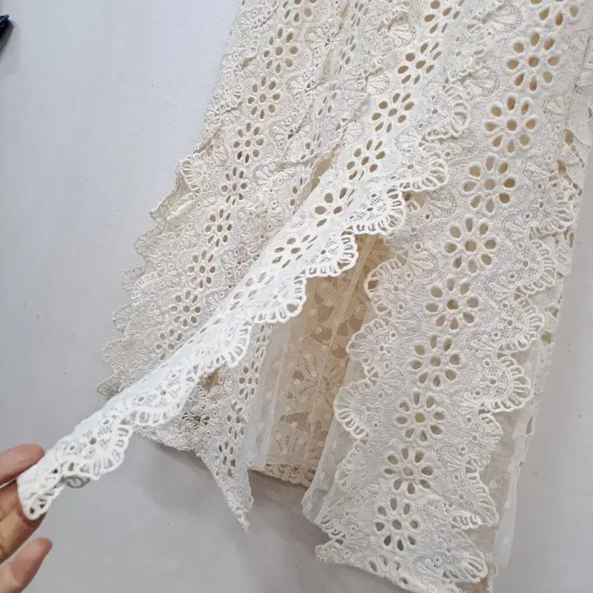 [BUNJANG] Lace Long Skirt Size 26 / 레이스 롱스커트26미사용