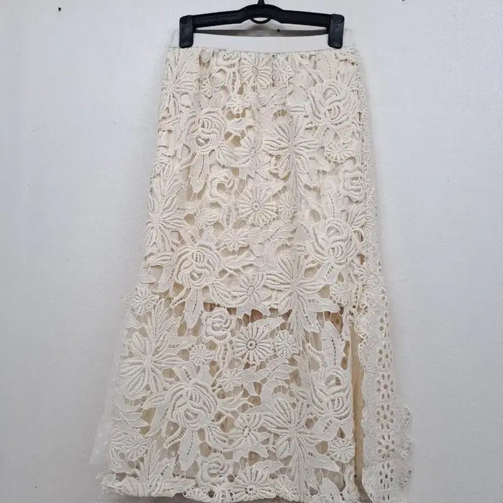 [BUNJANG] Lace Long Skirt Size 26 / 레이스 롱스커트26미사용